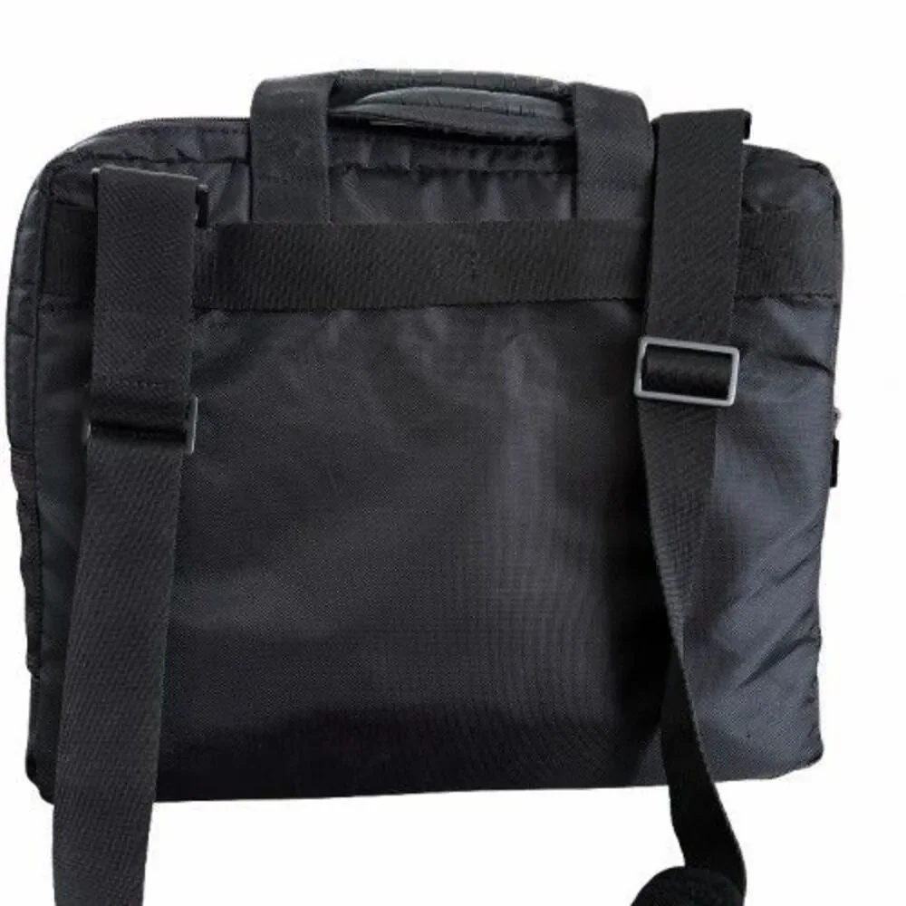 Targus Revolution TTL414-70 Laptop Briefcase Messenger Bag SafePORT TSA